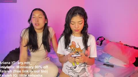 Ariana and Kelsieh online show from December 2024 11:07:01 PM