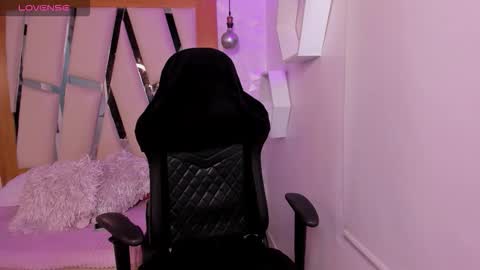 Ary Cooper online show from October 2025 01:51:02 PM