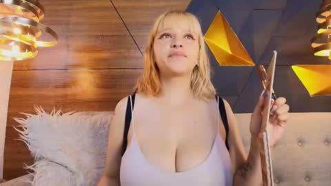 Snapshot of ary_hanna chatting on January 2026 11:03:02 AM sofia online show from January 2026 11:03:02 AM