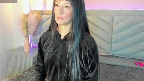 Snapshot of ary_thompson_ chatting on April 2026 12:19:02 PM ARY THOMPSON online show from April 2026 12:19:02 PM