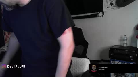 devilPup75 online show from November 2025 07:55:02 AM