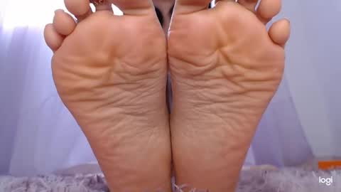 Snapshot of ash_nicefeet chatting on March 2025 02:59:01 PM ashley online show from March 2025 02:59:01 PM