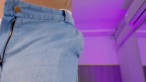 ash_valentine online show from March 2026 07:53:01 PM