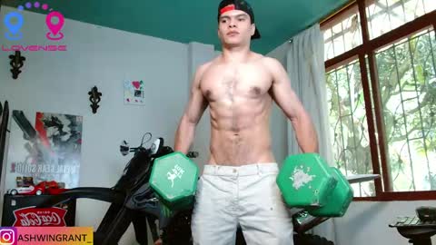 Snapshot of ash_wingrant chatting on May 2026 05:10:01 PM ash_wingrant online show from May 2026 05:10:01 PM