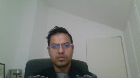 asharma1984xyz online show from April 2026 06:08:01 AM