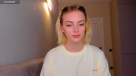 Snapshot of ashbunny_ chatting on December 2024 05:42:01 PM your pretty Ashley online show from December 2024 05:42:01 PM