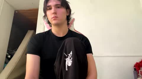 Snapshot of ashbuyersss chatting on February 2025 05:20:01 PM ashbuyersss online show from February 2025 05:20:01 PM