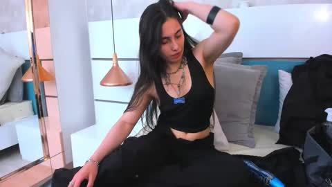 Ashkoreh online show from March 2026 10:06:01 PM