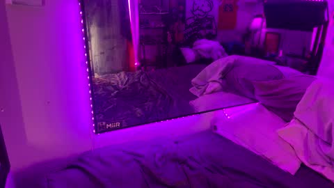 Snapshot of ashl33mackenzi3 chatting on January 2025 09:40:02 AM Ashl33mackenzi3 online show from January 2025 09:40:02 AM