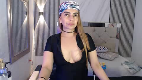 ashley__tylor online show from January 2026 10:35:01 PM
