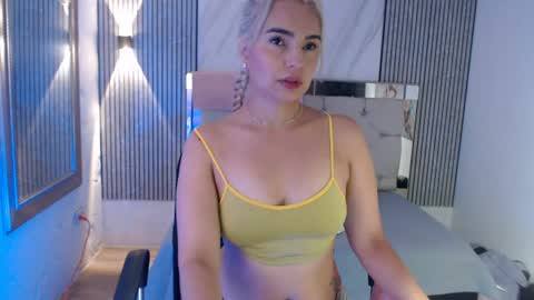 Snapshot of ashley__tylor chatting on July 2026 04:20:01 PM ashley__tylor online show from July 2026 04:20:01 PM