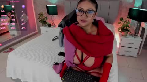 Snapshot of ashley_bruche chatting on February 2025 12:00:02 PM Ashleyy online show from February 2025 12:00:02 PM