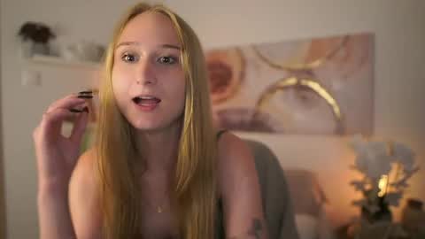 Snapshot of ashley_cox18 chatting on June 2026 09:11:02 AM Ashley Cox18 online show from June 2026 09:11:02 AM