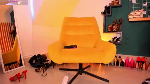 Snapshot of ashley_leon_ chatting on February 2026 02:37:02 PM ashley_leon_ online show from February 2026 02:37:02 PM