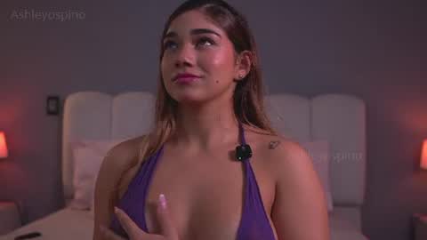 Snapshot of ashley_ospino chatting on July 2026 11:40:02 PM Ashley online show from July 2026 11:40:02 PM
