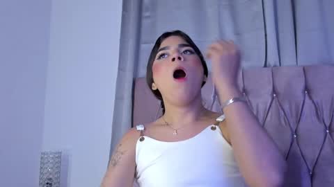 Ashley online show from February 2025 06:49:02 AM