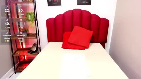 ashleyrobert_ online show from February 2025 11:54:02 PM