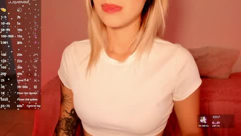 Snapshot of ashleyroys_111 chatting on July 2026 09:09:02 PM dahiana online show from July 2026 09:09:02 PM