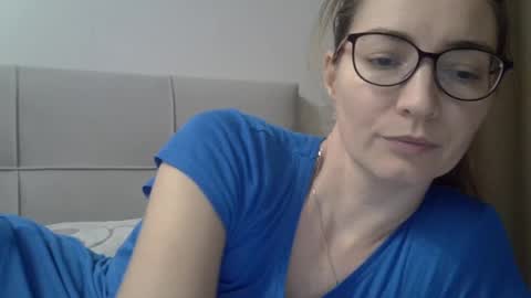 Ashley online show from December 2025 02:22:02 PM