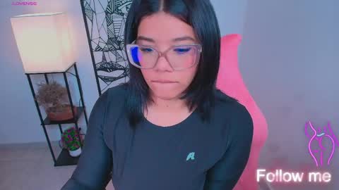 Snapshot of ashleyy18__ chatting on April 2026 11:17:01 PM Ashleyy18 online show from April 2026 11:17:01 PM
