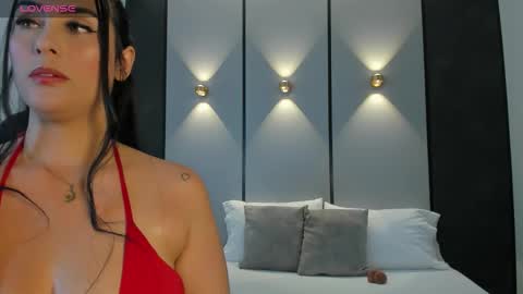 Snapshot of ashly_moonn chatting on February 2026 12:17:01 PM A S H L Y online show from February 2026 12:17:01 PM