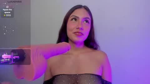 Snapshot of ashlye_collins chatting on May 2026 09:33:01 PM ashlye_collins online show from May 2026 09:33:01 PM