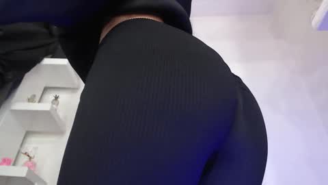 Snapshot of ashlyvesneva chatting on September 2025 11:31:02 PM Ashly online show from September 2025 11:31:02 PM