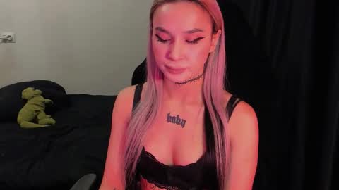 Mila online show from February 2026 06:10:01 AM