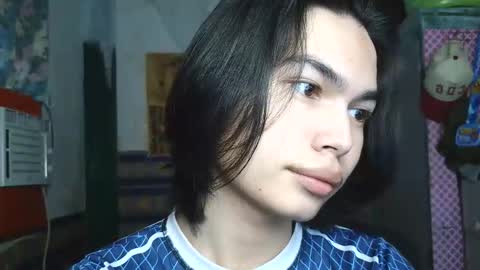 asian_babyboi online show from April 2026 01:53:02 PM