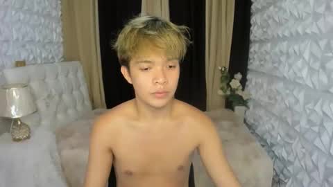 Snapshot of asian_blakefoster chatting on June 2026 02:44:02 AM asian_blakefoster online show from June 2026 02:44:02 AM