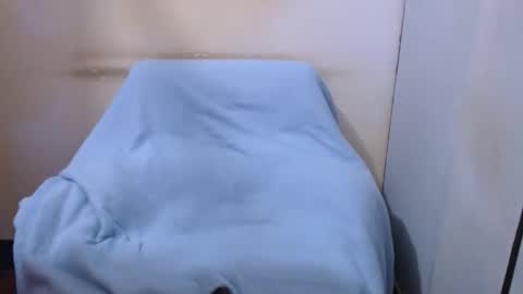 asian_cheska online show from November 2025 12:18:01 PM