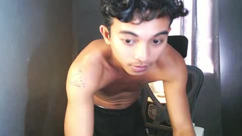 Snapshot of asian_hunk_moreno chatting on July 2026 08:16:01 AM Yuri online show from July 2026 08:16:01 AM