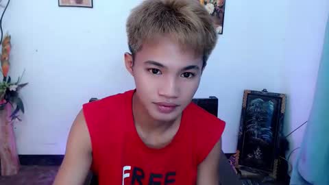 asian_lover05 online show from September 2025 03:12:01 PM