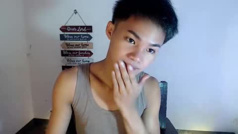 asian_lover05 online show from March 2026 01:44:02 PM