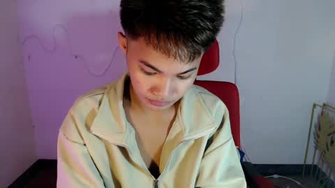 Snapshot of asian_lover05 chatting on July 2026 06:32:01 PM asian_lover05 online show from July 2026 06:32:01 PM