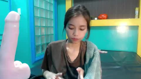 Snapshot of asian_slade chatting on June 2026 05:35:01 PM asian_slade online show from June 2026 05:35:01 PM