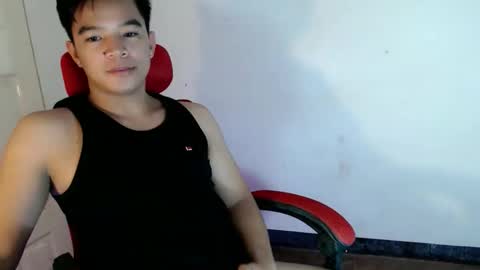 Snapshot of asianash18 chatting on May 2026 08:16:01 PM ASH online show from May 2026 08:16:01 PM