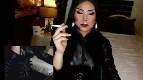 nicole online show from February 2026 06:37:02 PM