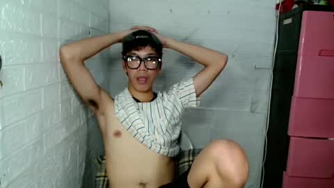 EIZE online show from March 2026 05:02:01 AM