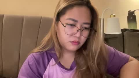 Snapshot of asianbunny10 chatting on June 2026 01:00:02 PM Curvy online show from June 2026 01:00:02 PM