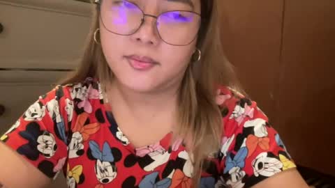 Snapshot of asianbunny10 chatting on June 2026 02:48:01 PM Curvy online show from June 2026 02:48:01 PM