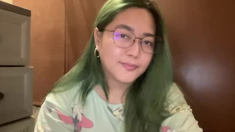 Snapshot of asianbunny10 chatting on June 2026 03:32:02 PM Curvy online show from June 2026 03:32:02 PM