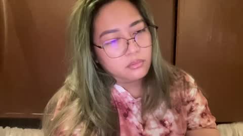 Snapshot of asianbunny10 chatting on June 2026 03:05:02 PM Curvy online show from June 2026 03:05:02 PM