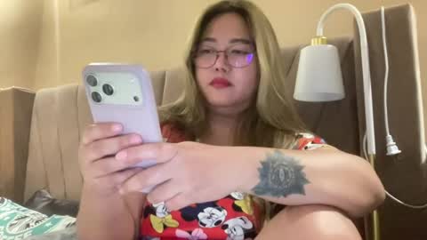 Snapshot of asianbunny10 chatting on June 2026 09:10:01 AM Curvy online show from June 2026 09:10:01 AM