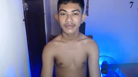 Snapshot of asiancockhero22 chatting on January 2025 10:37:01 PM HERO online show from January 2025 10:37:01 PM