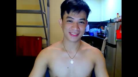 asiandreamboyx online show from April 2026 10:51:02 PM