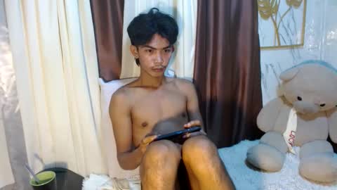 Nico online show from November 2025 08:52:01 PM