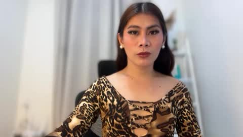 asianloreen24 online show from February 2026 11:41:01 AM