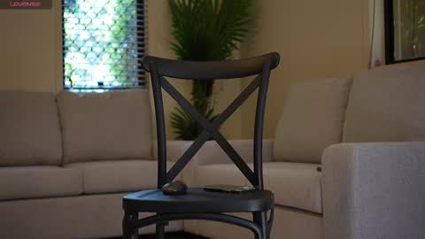 Anne online show from November 2025 11:37:01 PM