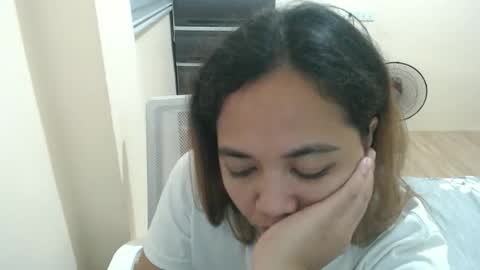 asianprettymay online show from April 2026 03:34:01 PM